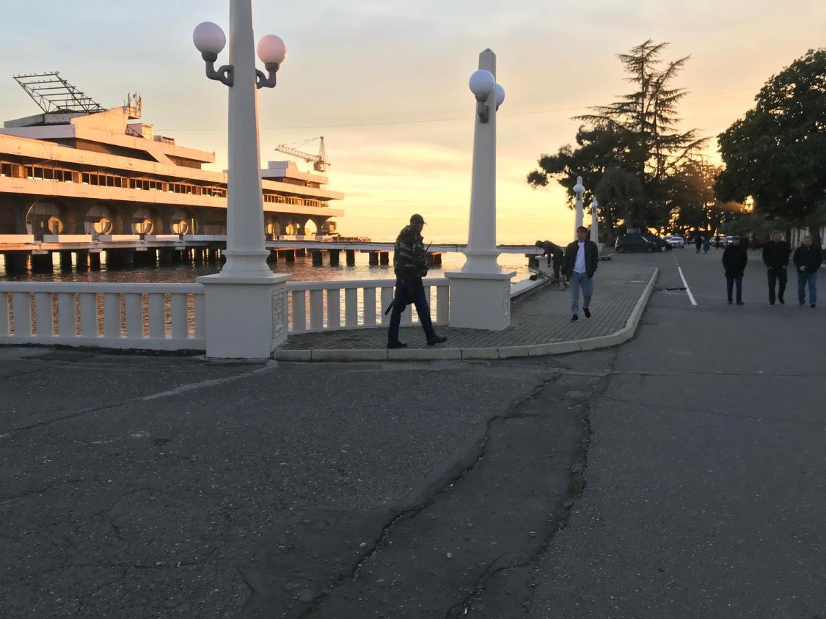 Гавань Sukhumi Exterior photo